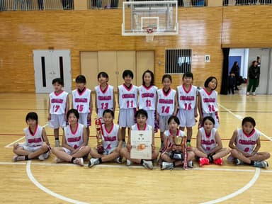 たかだてクラブ 女子ミニバス OGLSが新人大会優勝!“おがる”力で地域に元気を